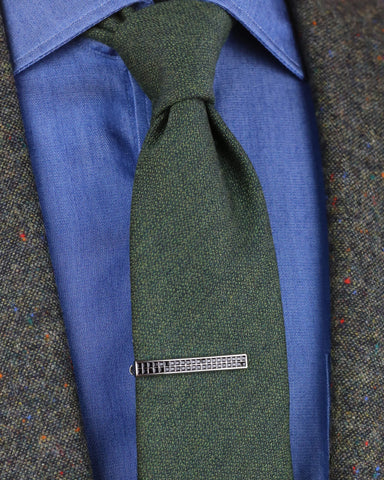 DÉCLIC Ribbed Short Tie Bar