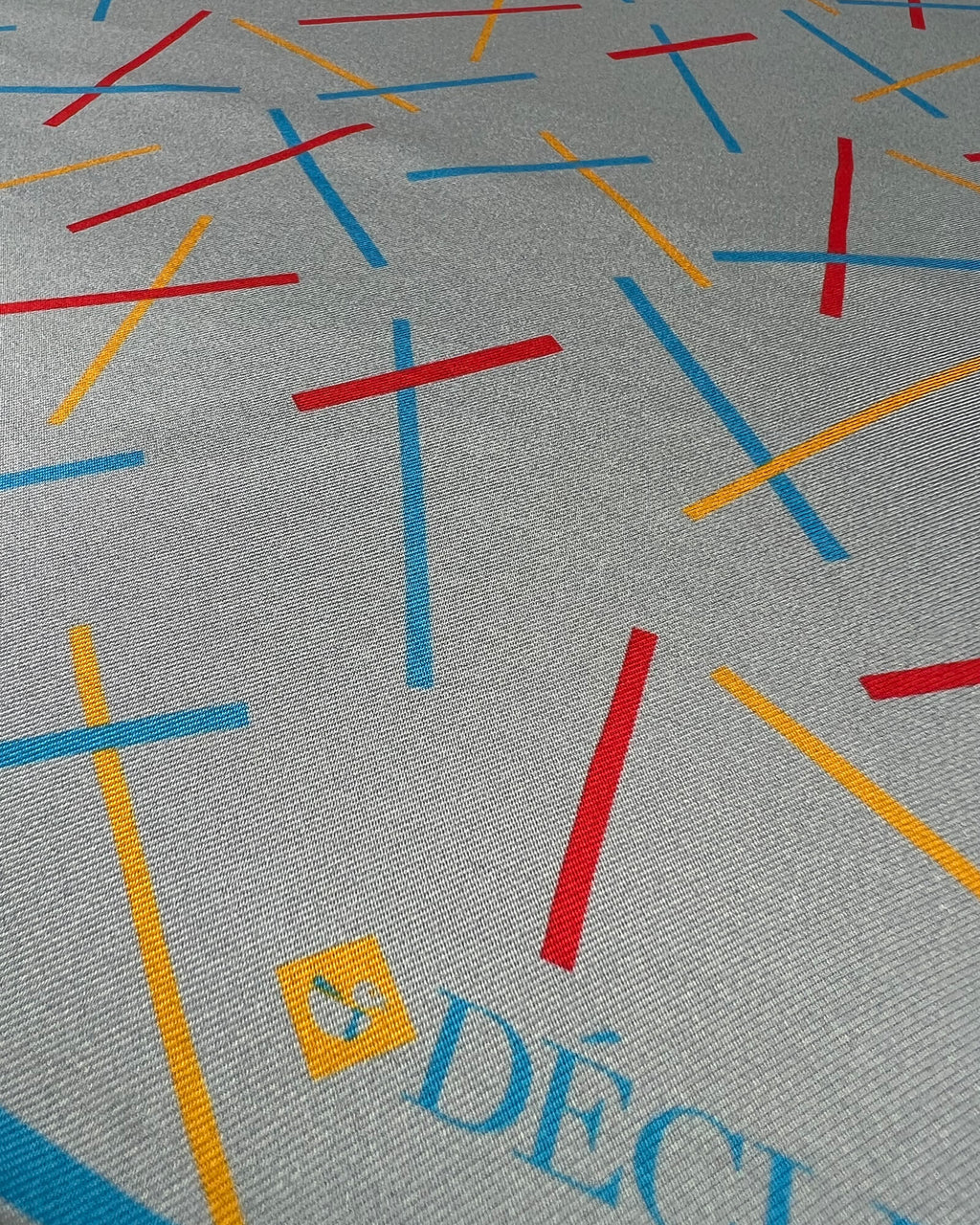 DÉCLIC Styx Pattern Pocket Square - Grey