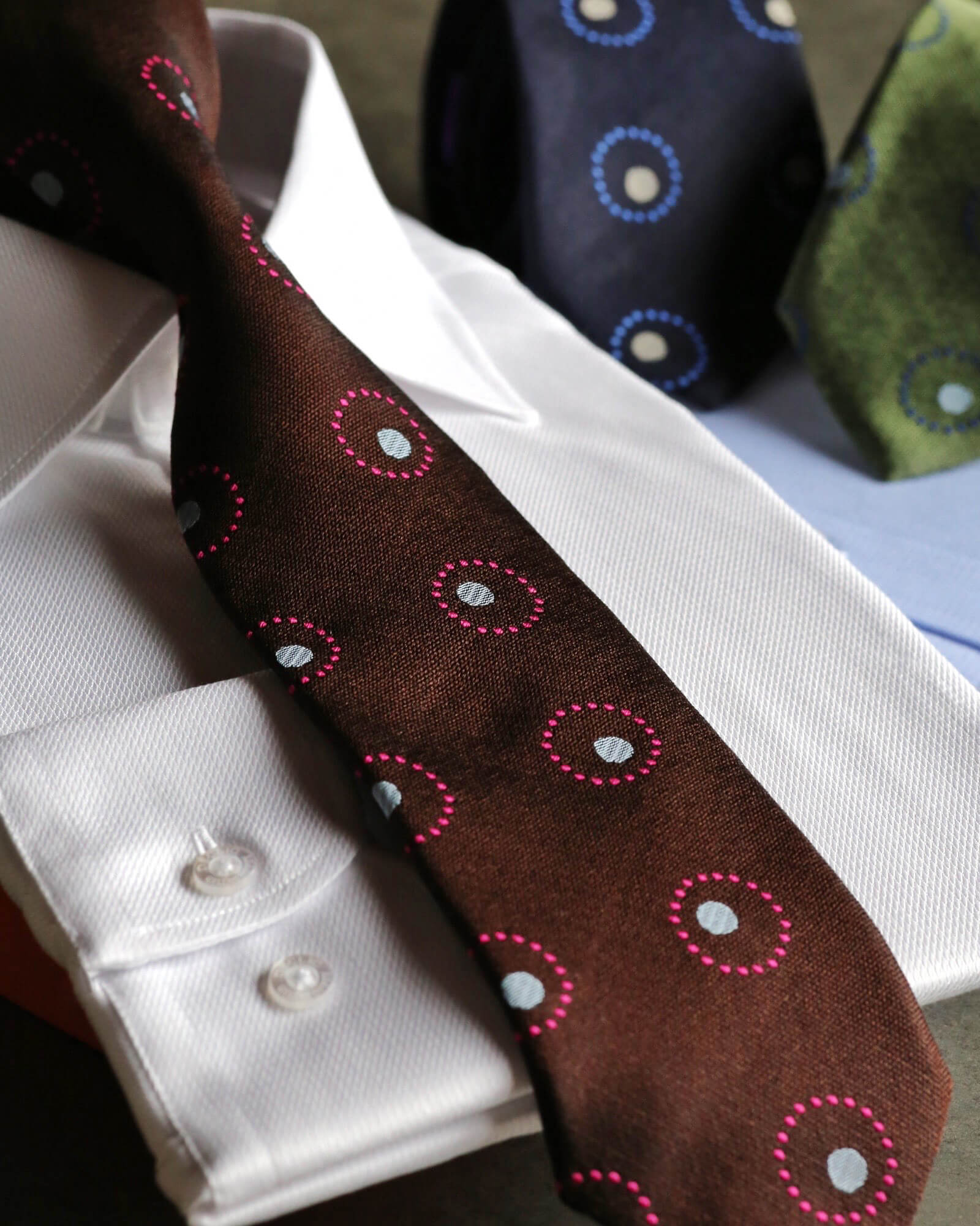 DÉCLIC Poney Spot Tie - Brown