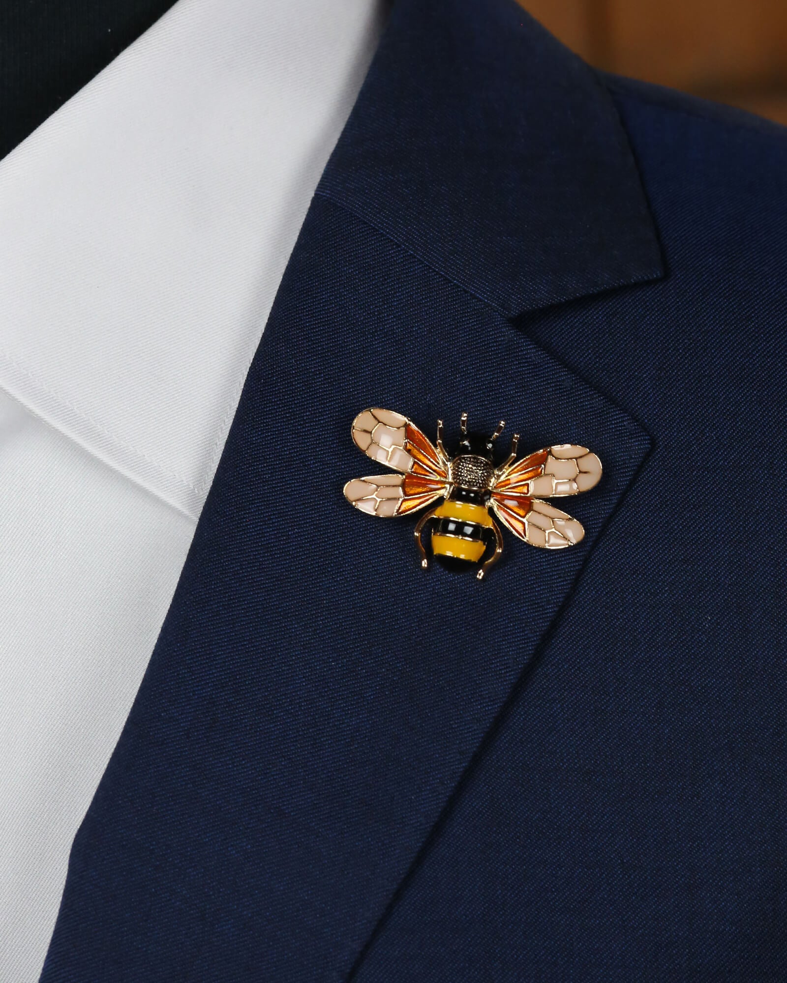 DÉCLIC Bee Enamel Pin - Yellow