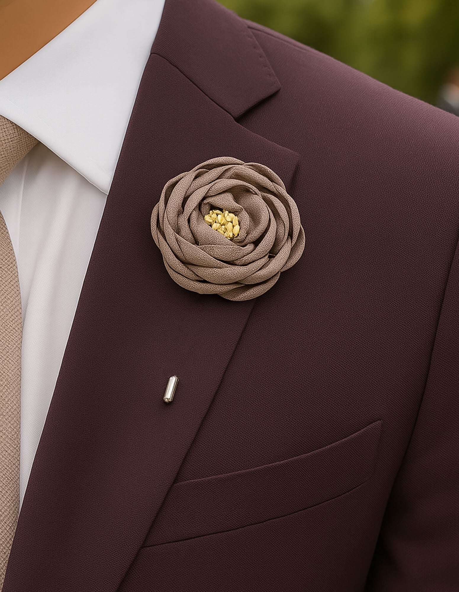 DÉCLIC Peony Flower Lapel Pin - Mushroom