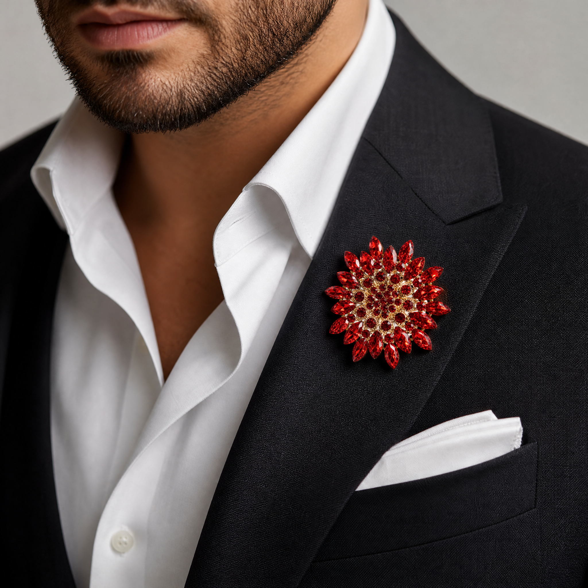 DÉCLIC Large Gilded Flower Pin – Red/Gold