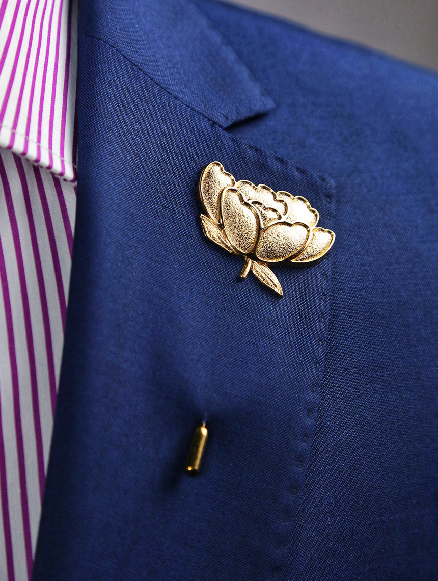 DÉCLIC Lotus Flower Lapel Pin - Gold